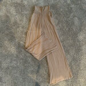 Like new!! Tan crepe pants